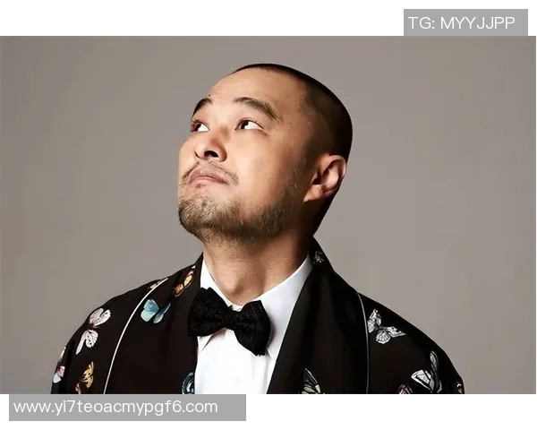 周伟专访：从青涩少年到足球传奇的心路历程回顾